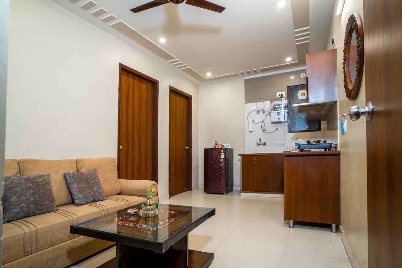 The Lodgers 2 Bhk Serviced Apartment Infront Of Artemis Hospital Gurgaon Eksteriør bilde