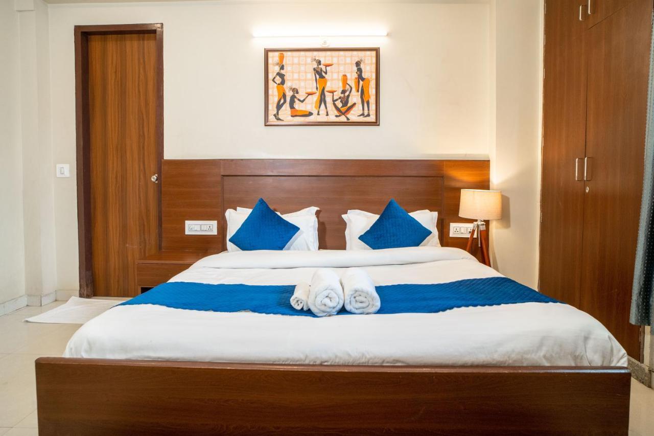 The Lodgers 2 Bhk Serviced Apartment Infront Of Artemis Hospital Gurgaon Eksteriør bilde
