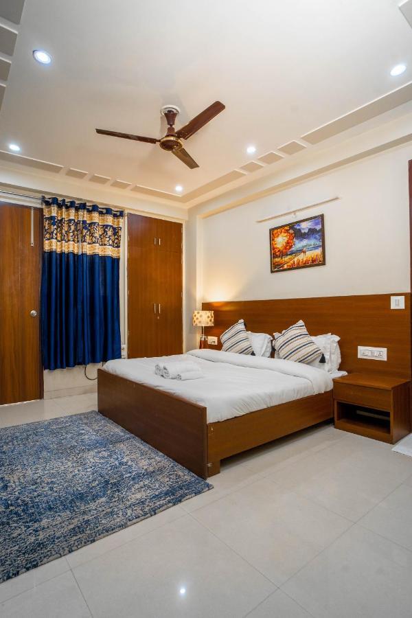 The Lodgers 2 Bhk Serviced Apartment Infront Of Artemis Hospital Gurgaon Eksteriør bilde