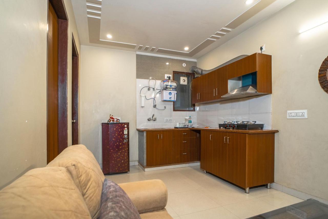The Lodgers 2 Bhk Serviced Apartment Infront Of Artemis Hospital Gurgaon Eksteriør bilde
