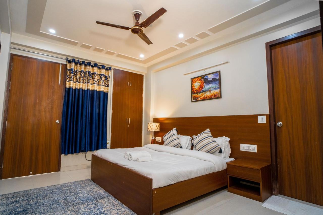 The Lodgers 2 Bhk Serviced Apartment Infront Of Artemis Hospital Gurgaon Eksteriør bilde