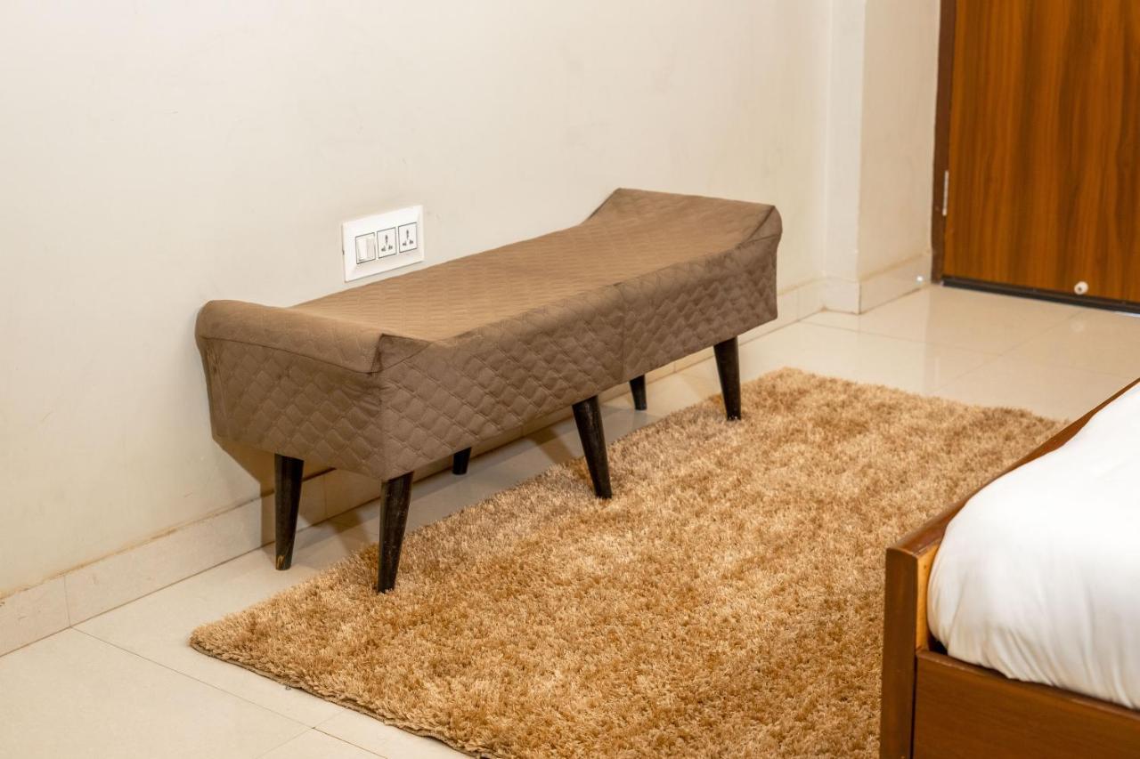 The Lodgers 2 Bhk Serviced Apartment Infront Of Artemis Hospital Gurgaon Eksteriør bilde