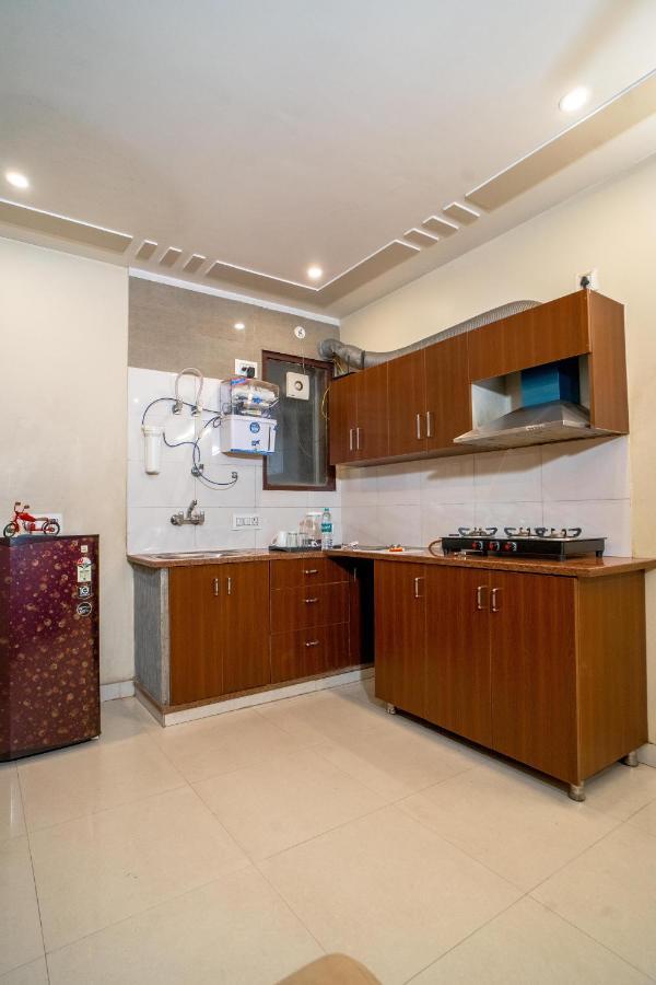 The Lodgers 2 Bhk Serviced Apartment Infront Of Artemis Hospital Gurgaon Eksteriør bilde