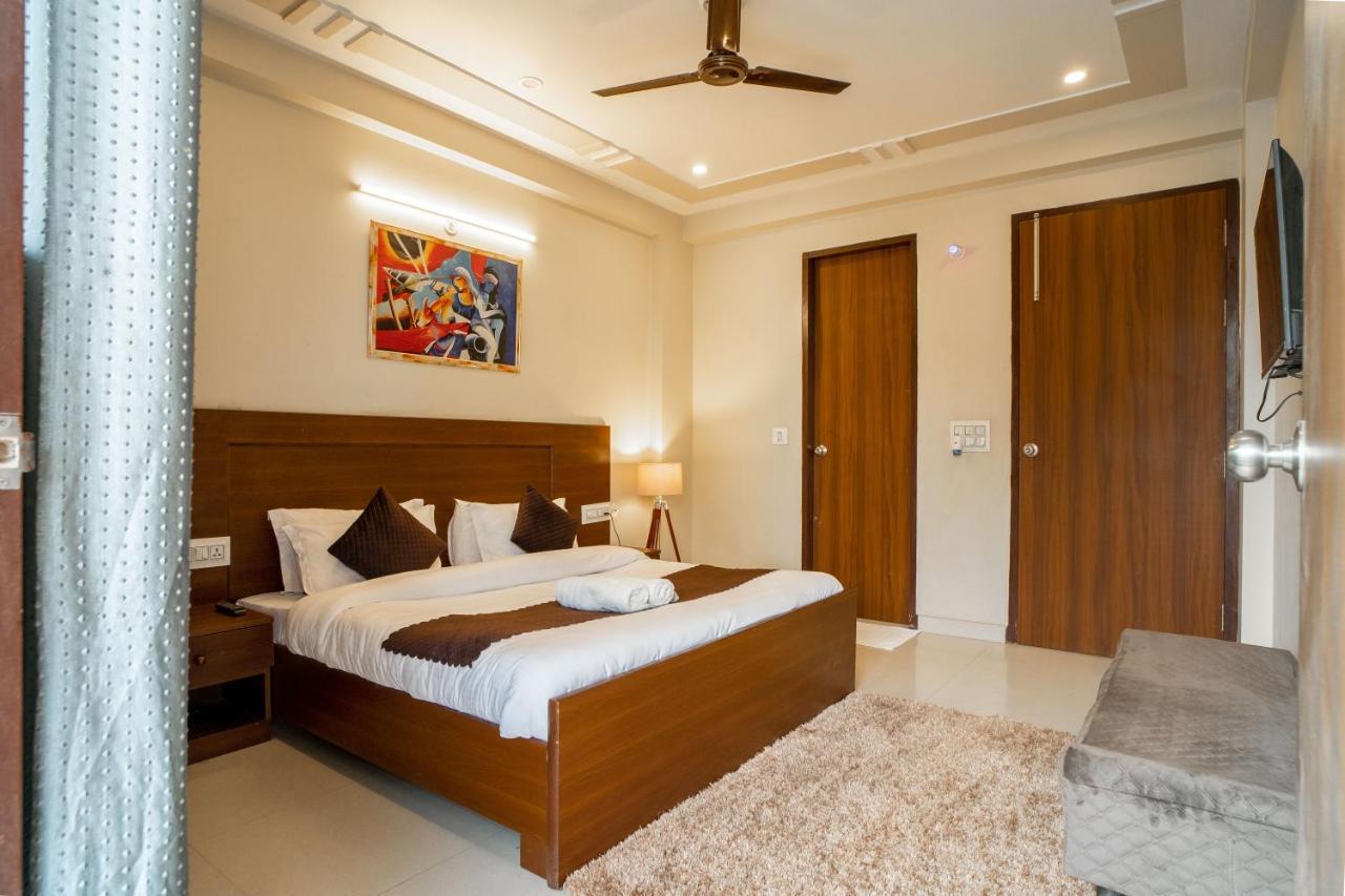 The Lodgers 2 Bhk Serviced Apartment Infront Of Artemis Hospital Gurgaon Eksteriør bilde