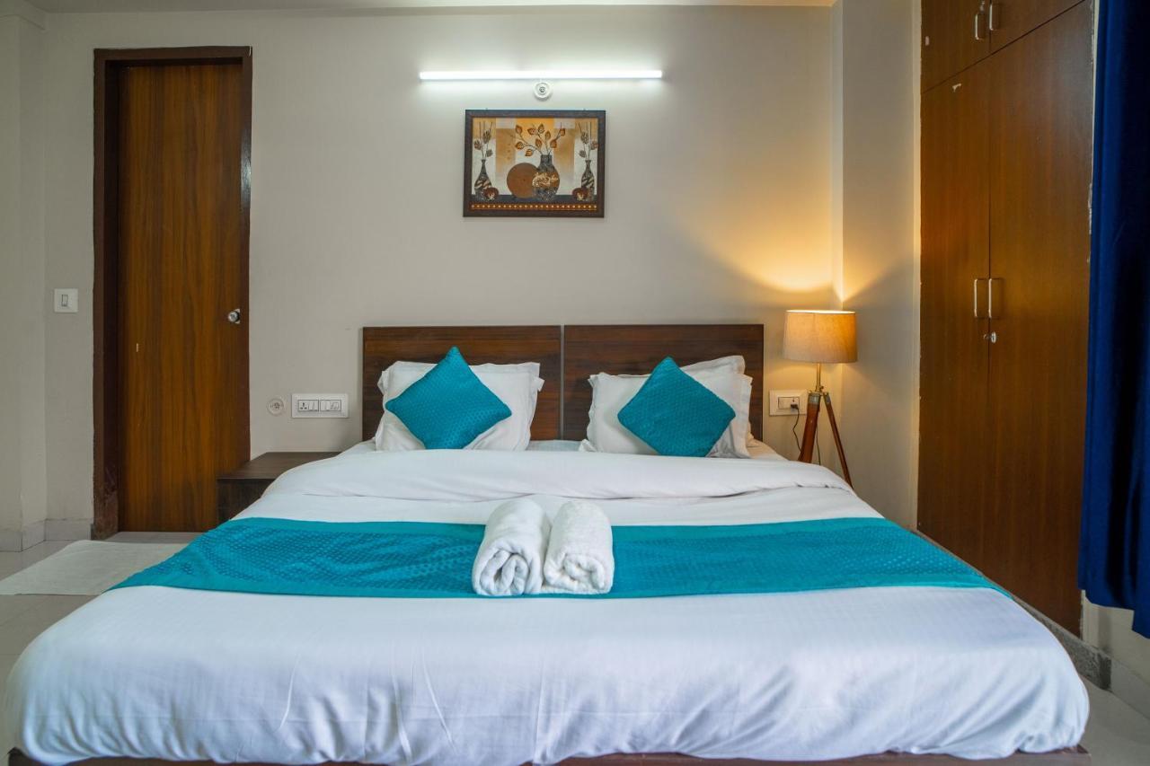 The Lodgers 2 Bhk Serviced Apartment Infront Of Artemis Hospital Gurgaon Eksteriør bilde