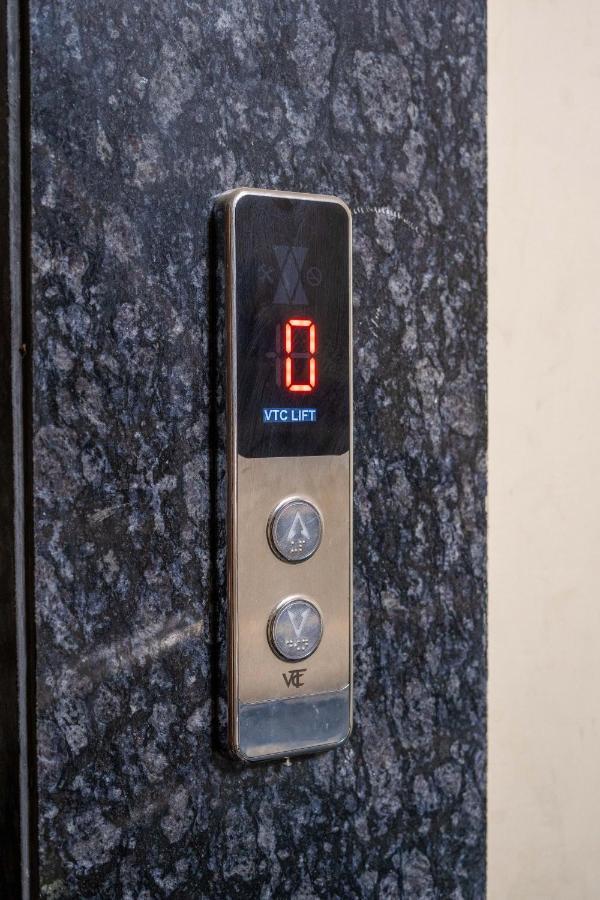 The Lodgers 2 Bhk Serviced Apartment Infront Of Artemis Hospital Gurgaon Eksteriør bilde