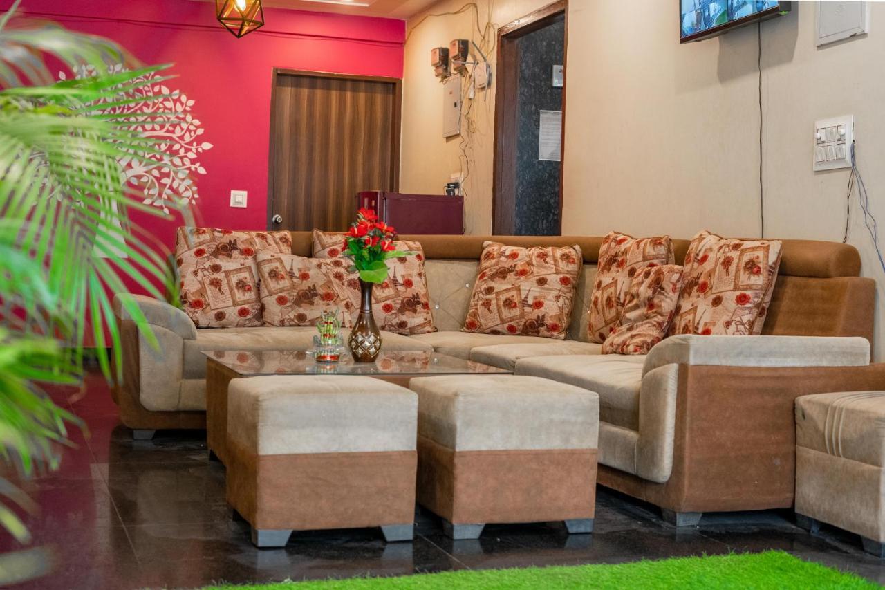 The Lodgers 2 Bhk Serviced Apartment Infront Of Artemis Hospital Gurgaon Eksteriør bilde